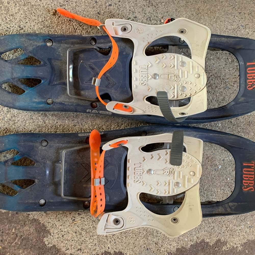 Tubbs Snowshoes with Orange Straps